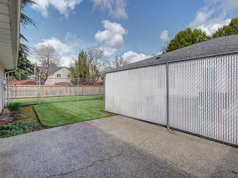 2610 SE 164th Ave #G12 — Photo 22
