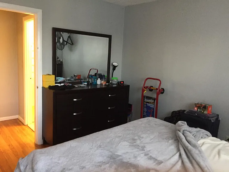 800 Hyde Park Ave — Photo 9