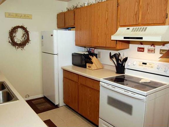 4th image of 4168 S Oak Meadows Dr APT 10