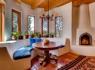 140 Principe De Paz, Santa Fe, NM 87508