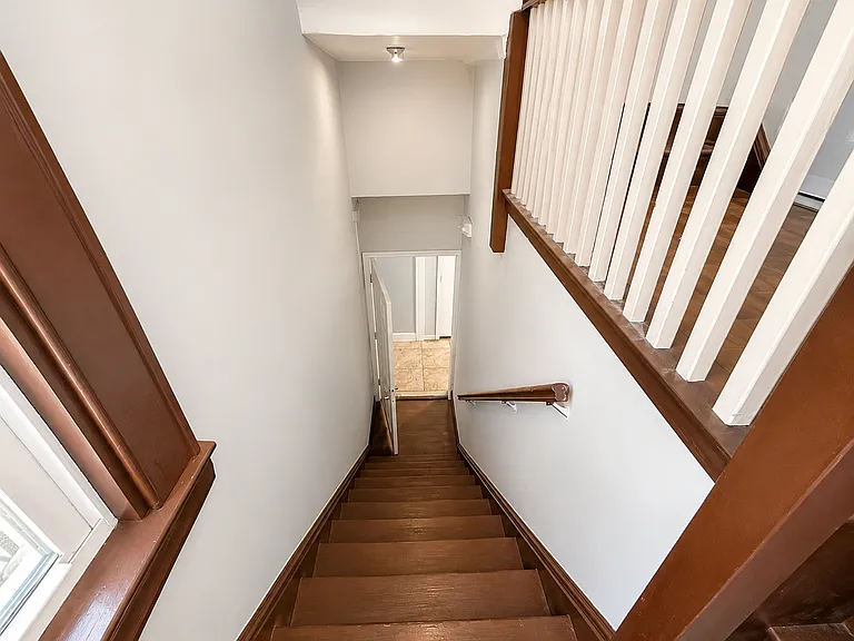 78 Wolcott Terr. — Photo 38