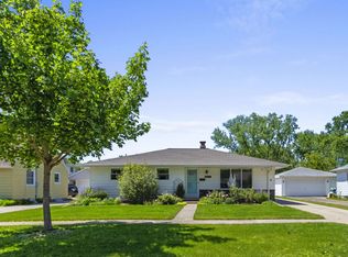 1126 Suydam St, Green Bay, WI 54301