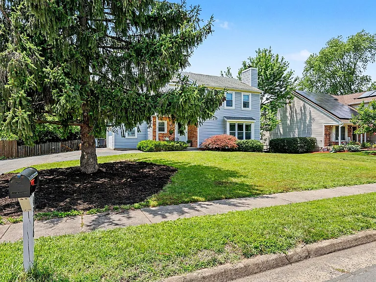 4316 Silas Hutchinson Dr — Photo 3