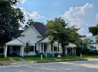 110 Main St, Headland, AL 36345