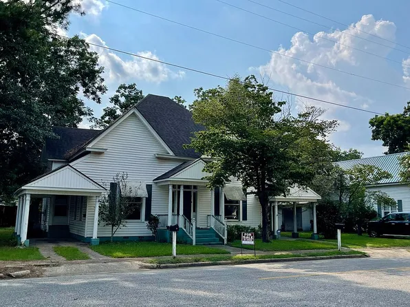 110 Main St, Headland, AL 36345