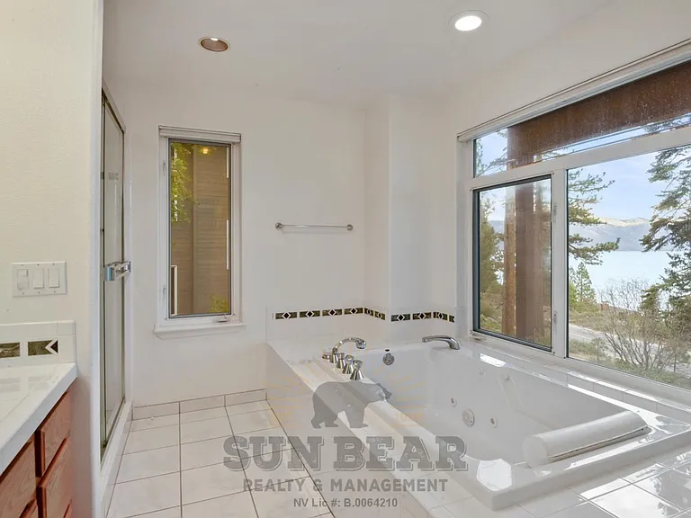 101 Red Cedar Dr #23 — Photo 24