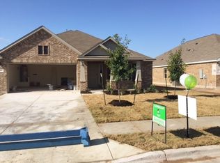 134 Plantain Dr, Hutto, TX 78634