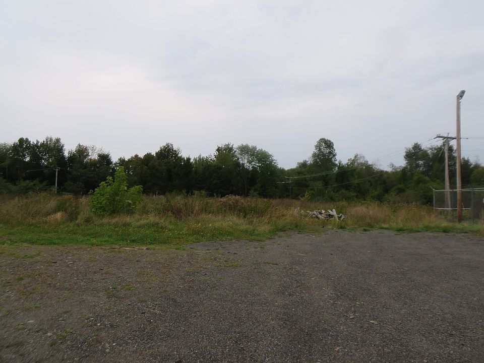 2nd image of 80 Railroad Avenue