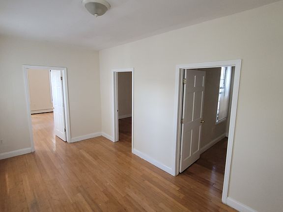 4th image of 731 E 178th St APT 3