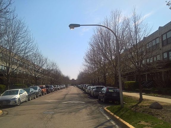 5th image of 1070 W 15th St Unit 303