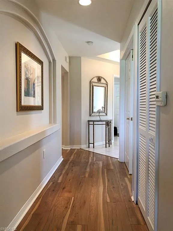 2 bed, 2.0 bath, 1560 sqft, $4,500 — Photo 2