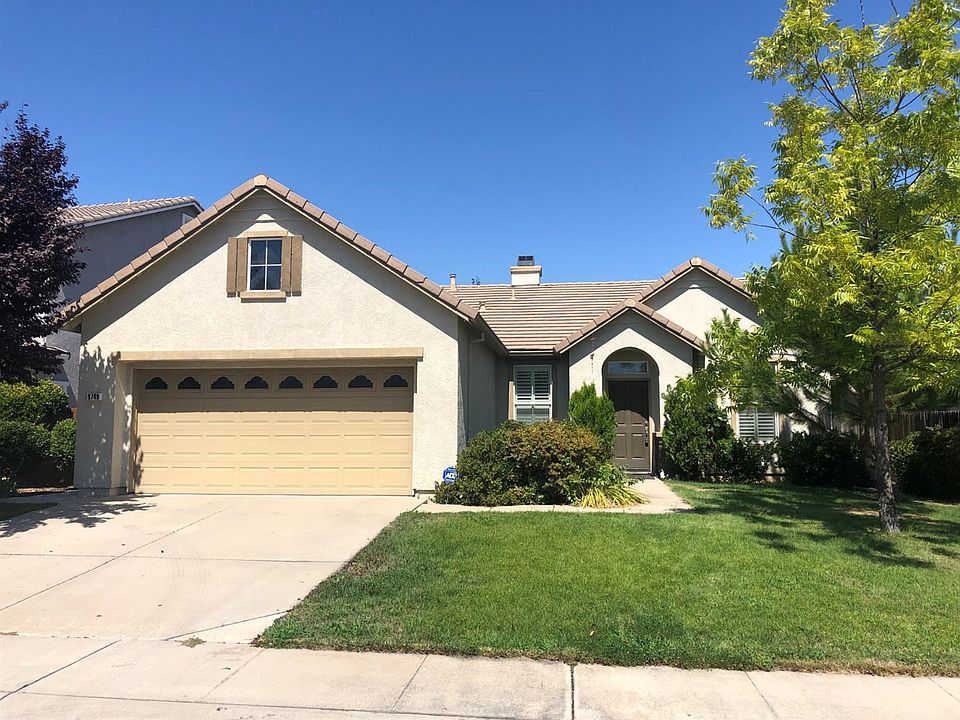 2nd image of 9749 Everbloom Way