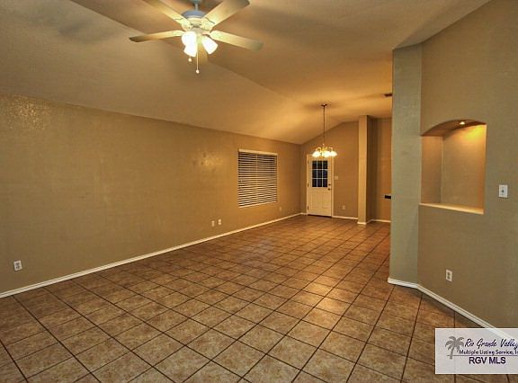 5th image of 3011 Aberdeen Dr