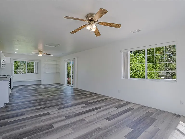 3204 Jack Dr — Photo 9