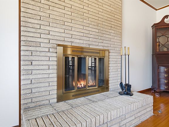 4th image of 6736 E 28th St