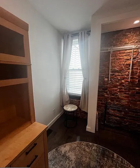 121 Mercy St — Photo 32