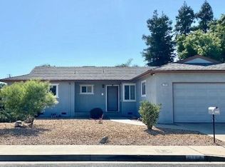 1724 Laverne Ave, Clovis, CA 93611