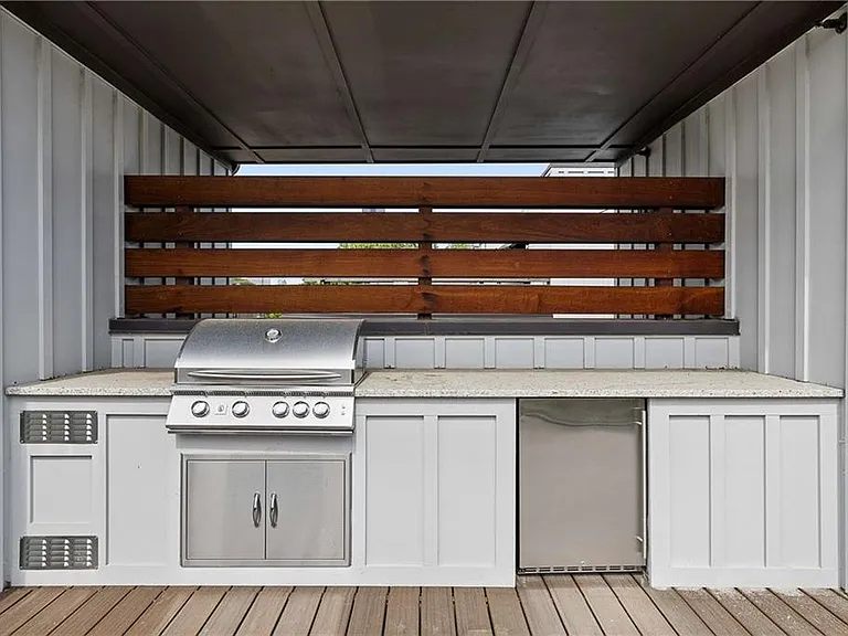 102 City View Ct NE — Photo 30