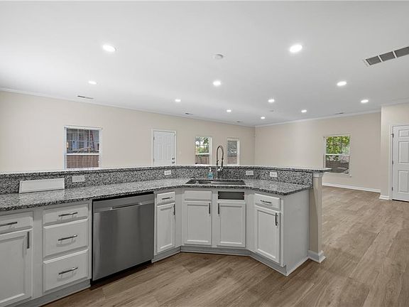 5th image of 2515 Cottage Avenue