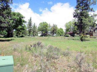 582 Sanderling Rd, Klamath Falls, OR 97601