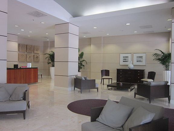 4th image of 19380 Collins Ave APT 1115