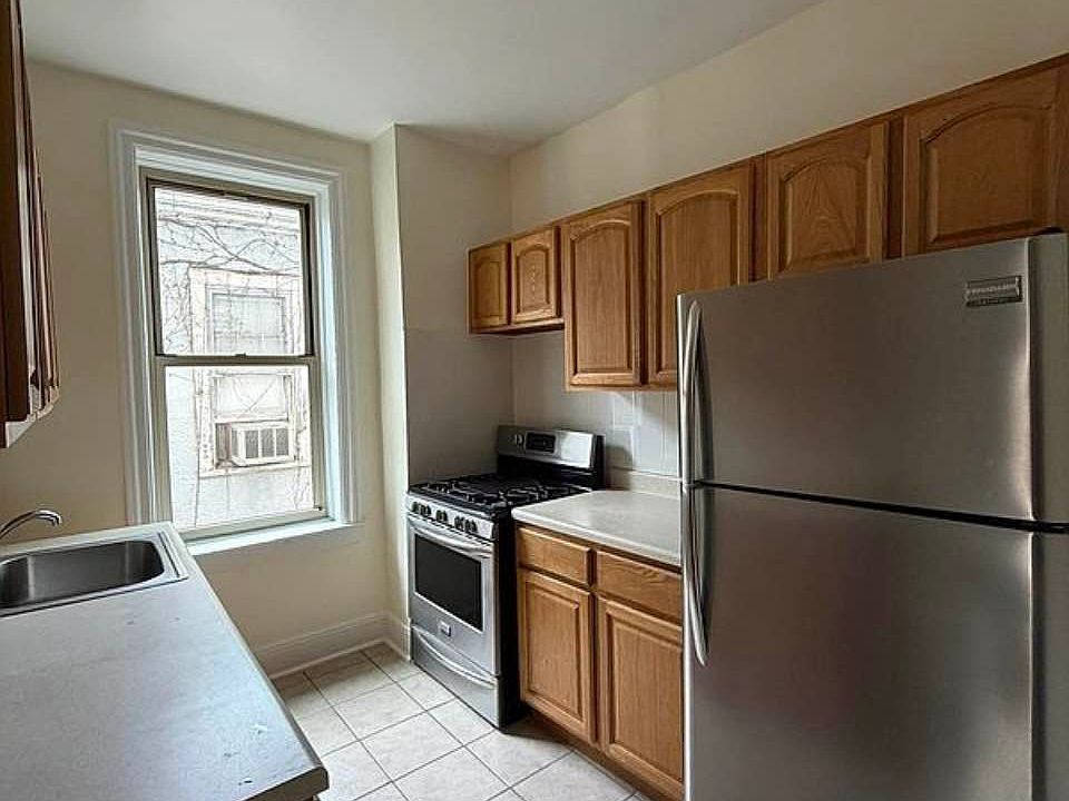 1st image of 329 93rd St APT A1