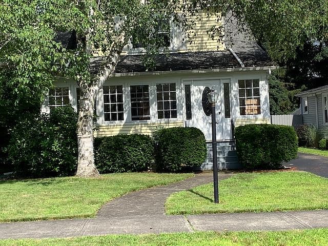 1st image of 92 Morningside Dr