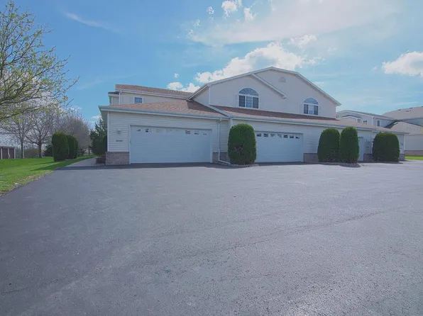 3150 White Tail LANE #D, Oshkosh, WI 54904