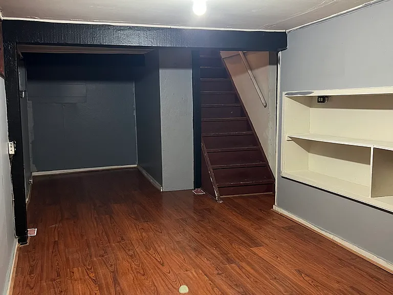140 Girard Blvd NE — Photo 21