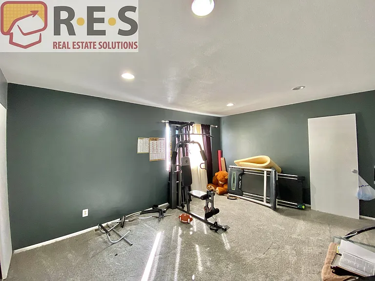 2468 S Evanston St — Photo 18