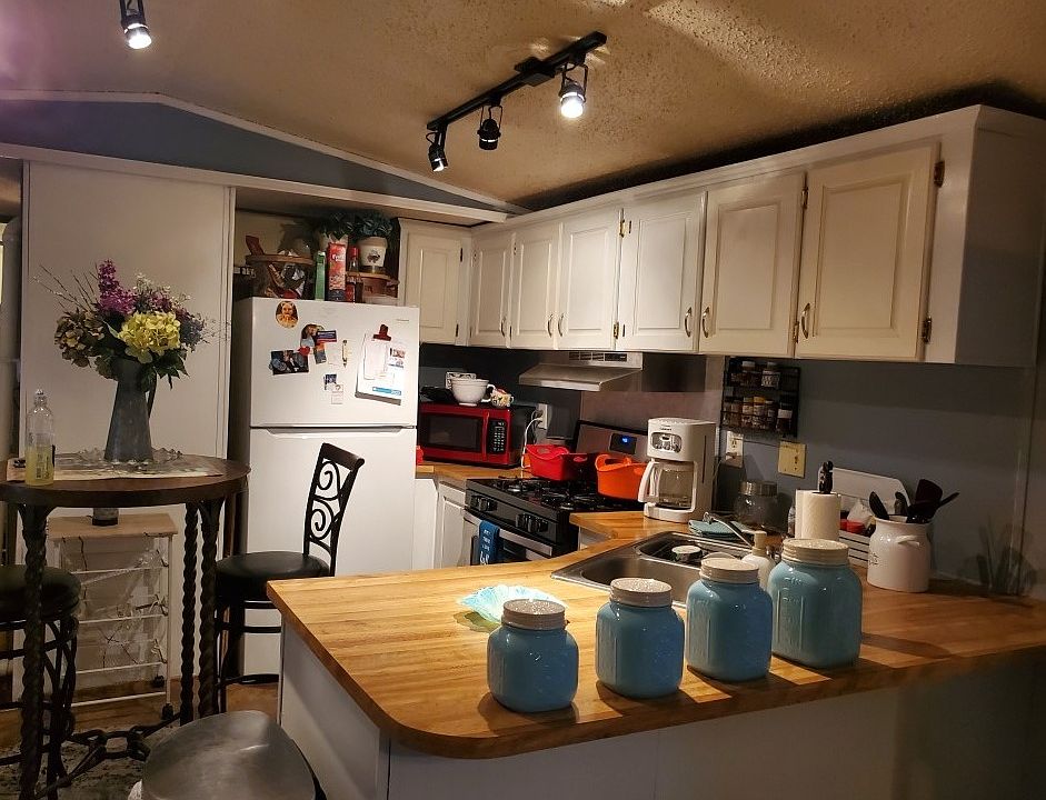 2nd image of 10315 W Greenfield Ave #650