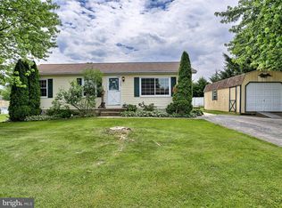 3085 Muirfield Rd, Dover, PA 17315