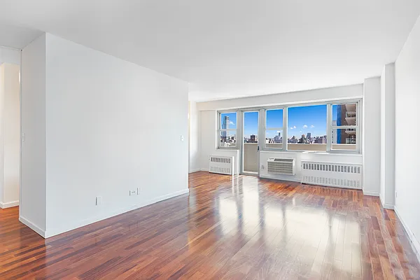 Rented by Oxford Property Group | media 3