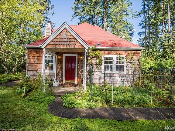 4th image of 425 72nd Ave NE