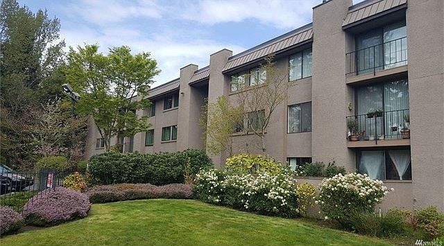 1st image of 11300 1st Ave NE APT 205