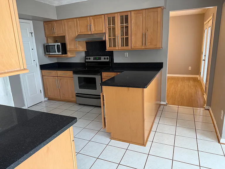 2000 Monument Dr — Photo 6
