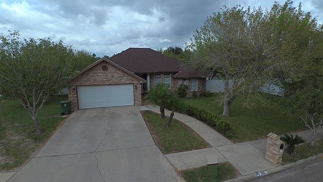 1st image of 885 Quail Hollow Dr