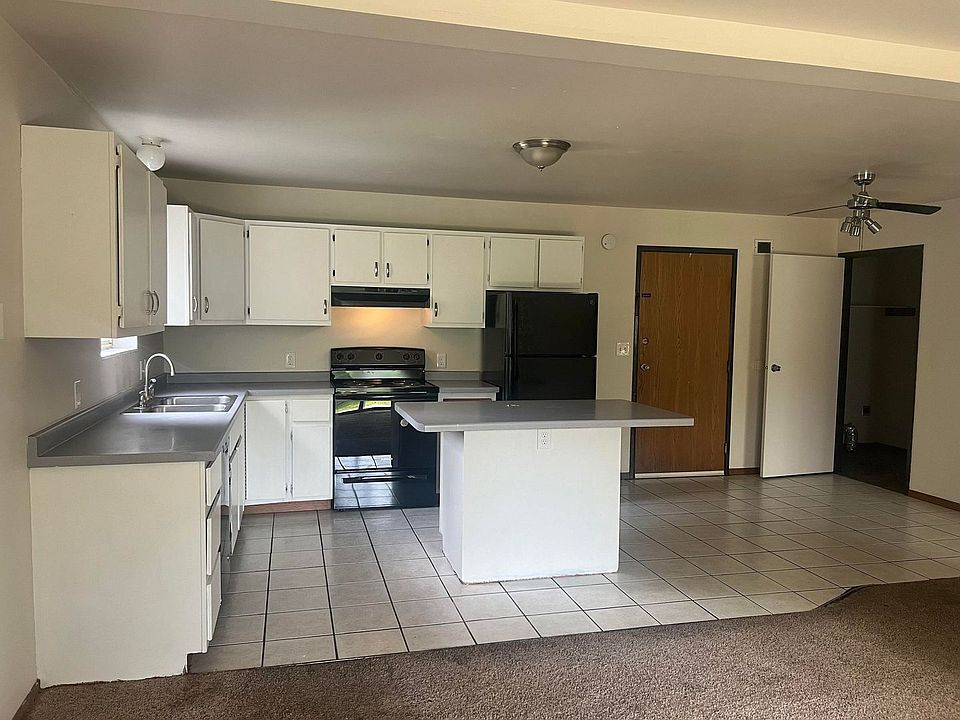 1st image of 1140 Dodds Dr #1-4