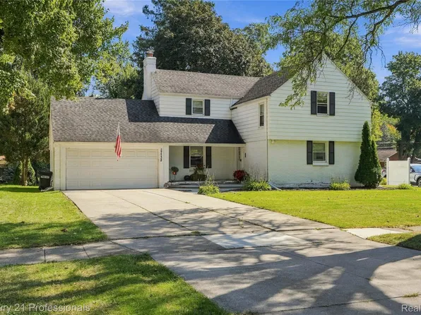 27738 Lathrup Blvd, Lathrup Village, MI 48076