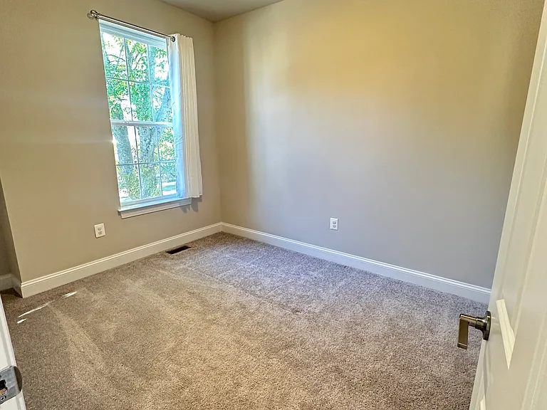 8916 Erie Ave — Photo 28