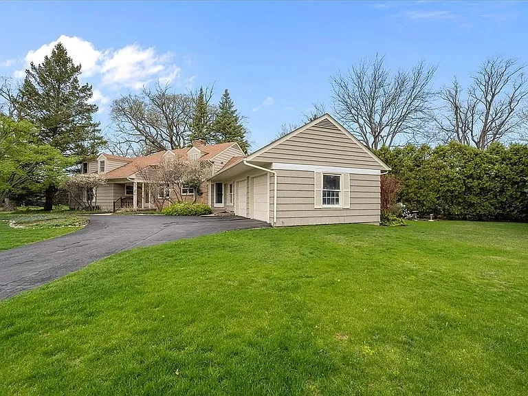 1120 Romona Rd — Photo 2