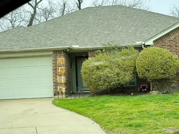 185 Overland Trl, Willow Park, TX 76087