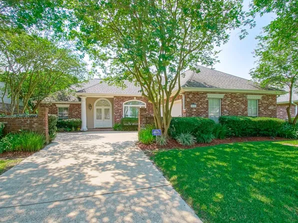 125 Lakewood Dr, La Place, LA 70068