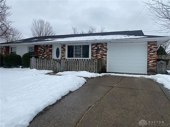 2nd image of 409 Brownstone Dr