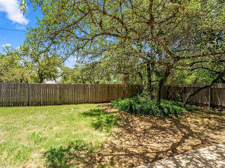 1217 Stepp Bnd — Photo 22
