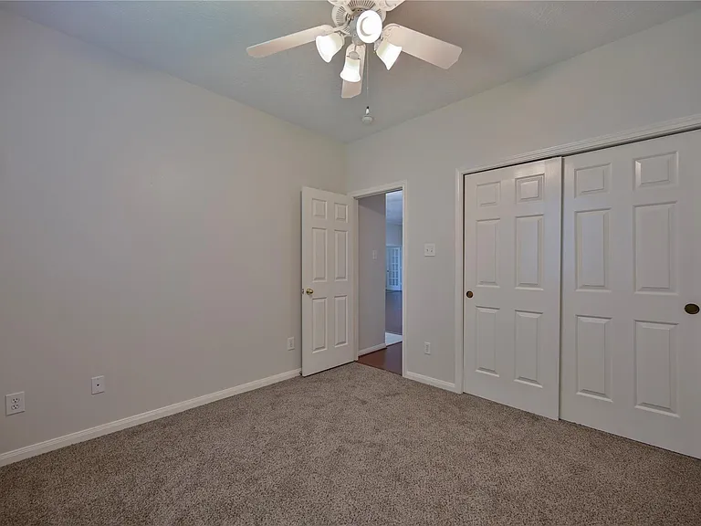 6715 Village Bridge Dr — Photo 15