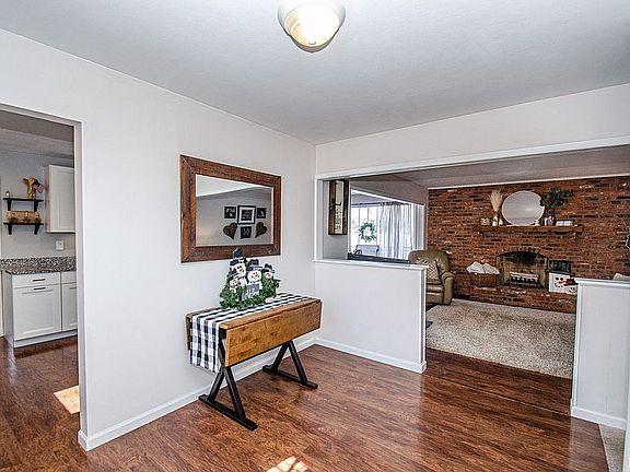 2nd image of 699 Essex Way