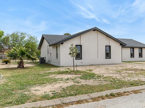 2nd image of 118 Flint Rock Trl