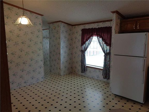 4th image of 147 Pellegrene Dr