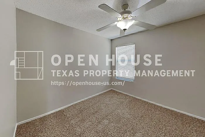 4940 Waterford Dr — Photo 14